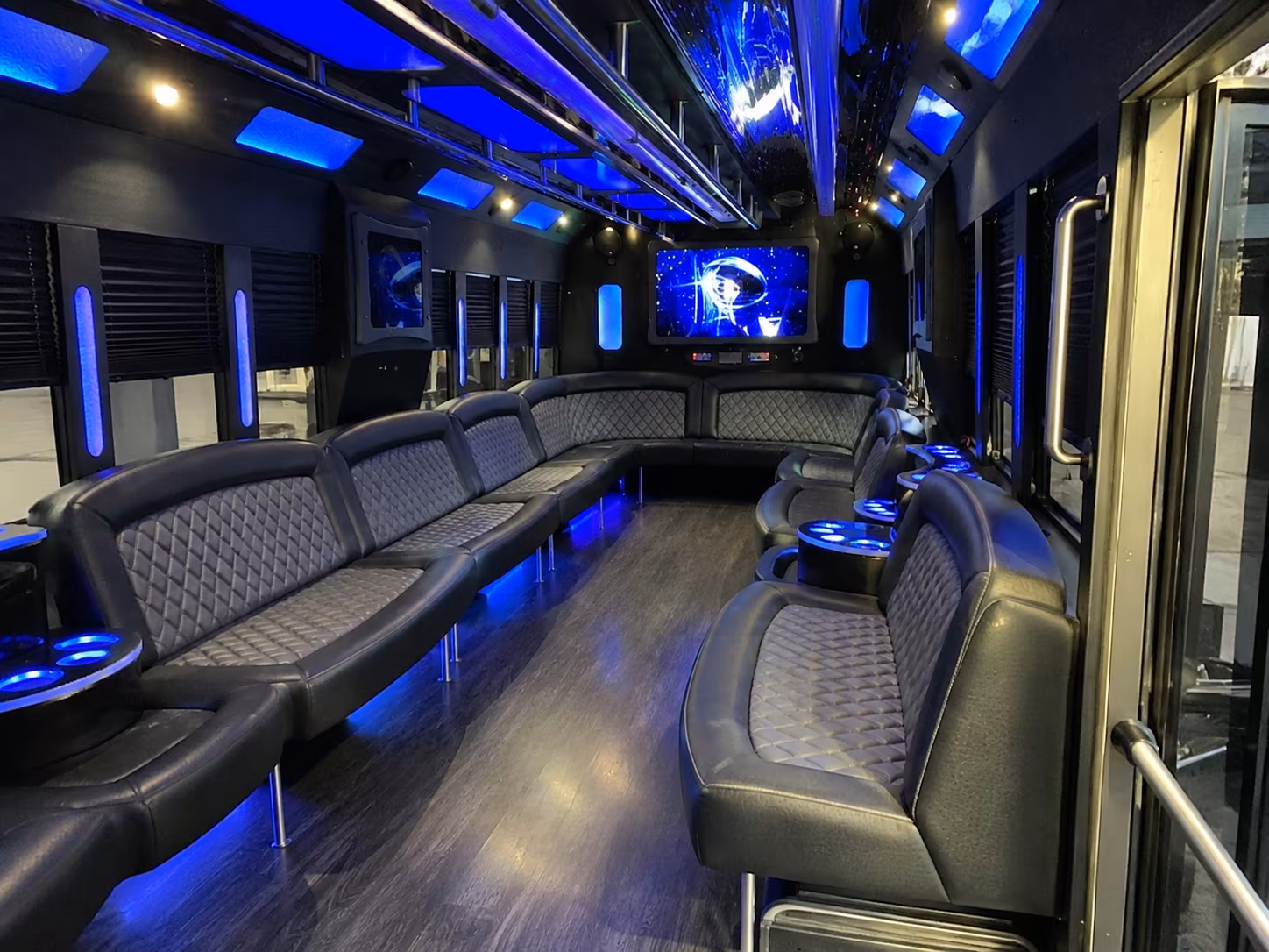 el cajon 28 passenger party bus interior
