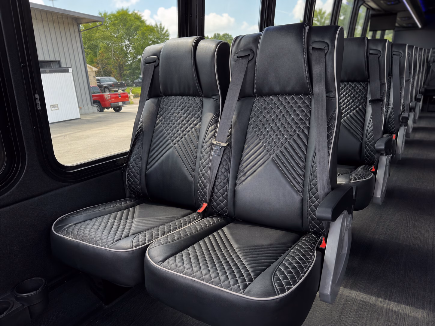el cajon airport transportation onboard seating